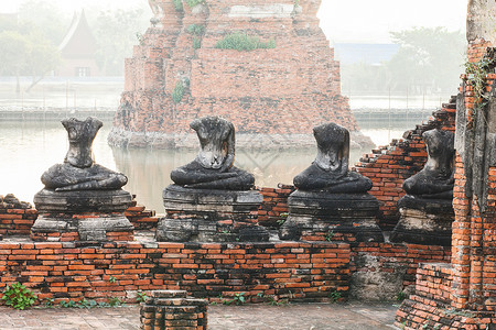 佛像和洪水尖塔建筑寺庙宗教信仰旅行佛法精神遗产佛塔背景图片