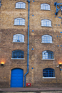 建筑外墙蓝色城市窗户场景建筑学景观背景图片