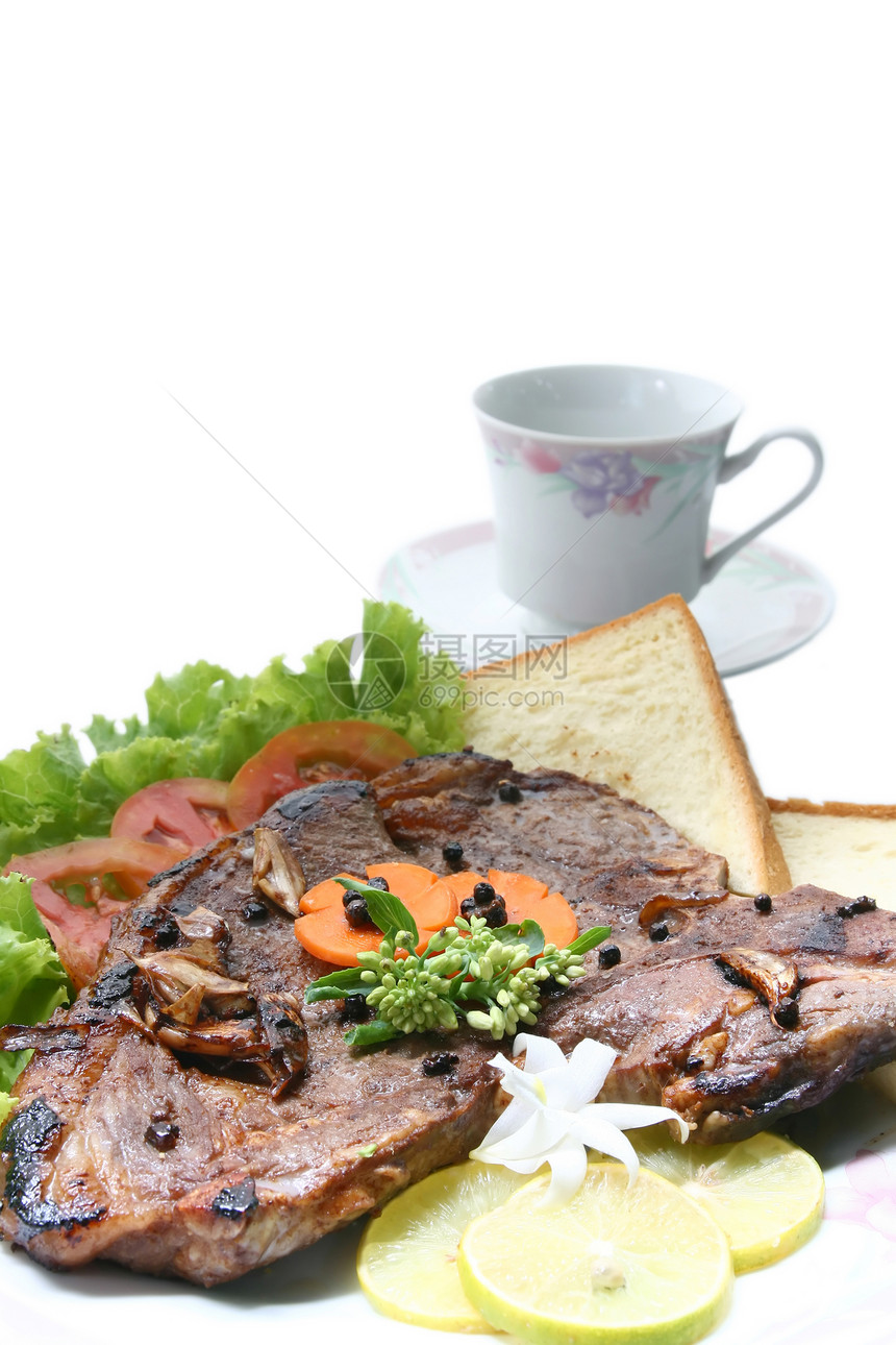 骨辣椒牛排面包桌子腰部质量餐厅牛肉炙烤蔬菜肌肉柠檬图片