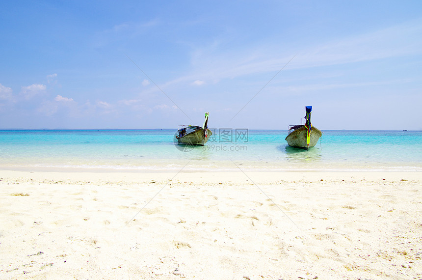 泰国安达曼海地平线海景晴天旅游天堂风景尾巴海滩蓝色悬崖图片