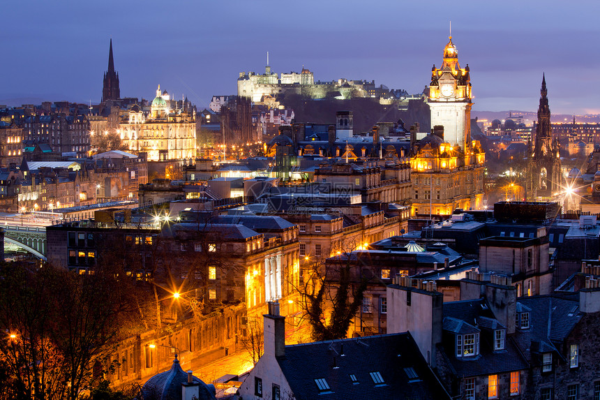 爱丁堡天线建筑和苏格兰城堡图片