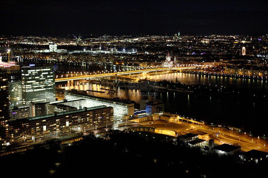 维也纳夜景灯光天空市场历史地标游客场景首都旅行歌剧图片