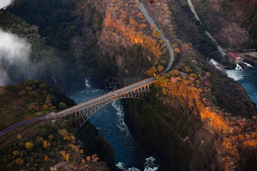 赞比西河峡谷上桥图片