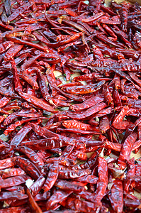 干辣辣椒食物红辣椒农业红色蔬菜篮子背景图片