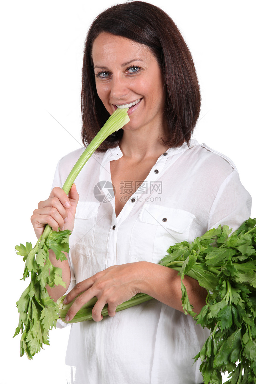 女人吃切菜的分枝图片