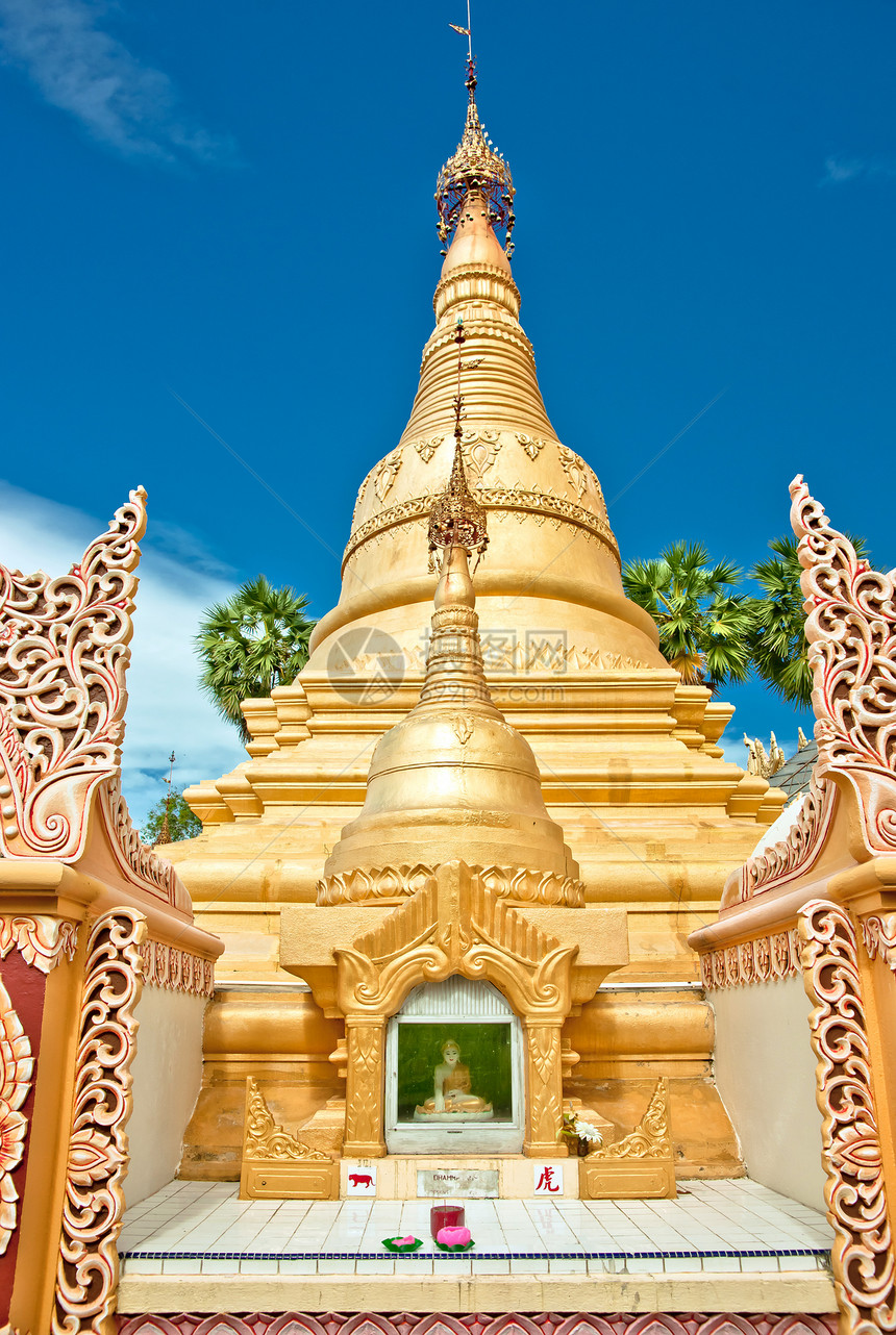 黄金佛教寺庙建筑结构神社宗教佛教徒图片