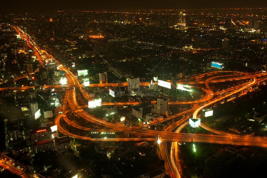 曼谷和Baiyok大楼的直路观察点烟花旅游运输天空场景公寓大街摩天大楼市中心旅行图片