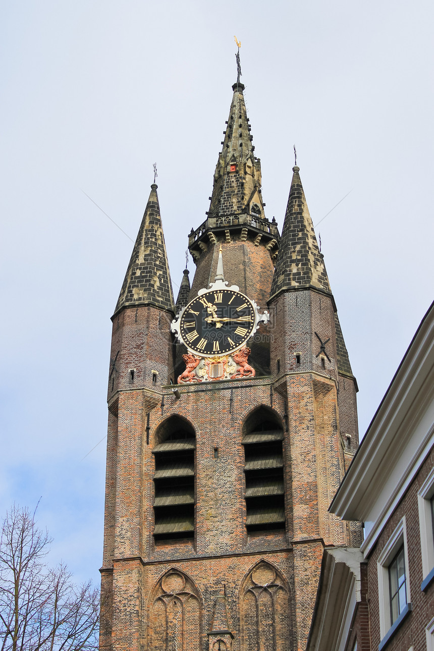 荷兰德尔夫特的旧教堂塔建筑学宗教天空历史游客旅行地标历史性景点旅游图片