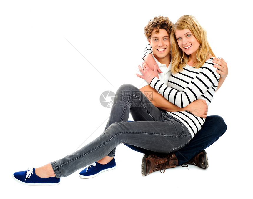 女朋友坐在舞伴的膝上图片