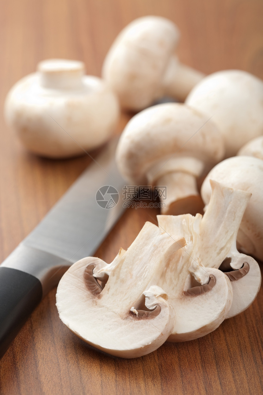 新鲜蘑菇水果团体收成饮食食物烹饪维生素白色木头蔬菜图片