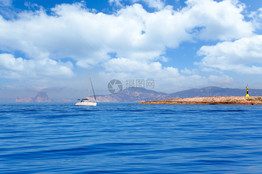 Formentera岛Gastabi灯塔埃斯帕多尔天空海岸地标海滩旅游小岛波浪天堂旅行灯塔图片