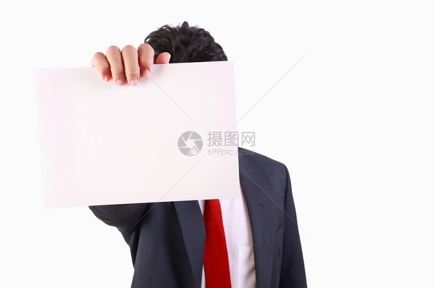 持有空白白卡的商务人士领带套装经理白色商业手臂手势红色男性男人图片