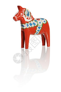 戴卡利马玩具塑像传统红色高清图片