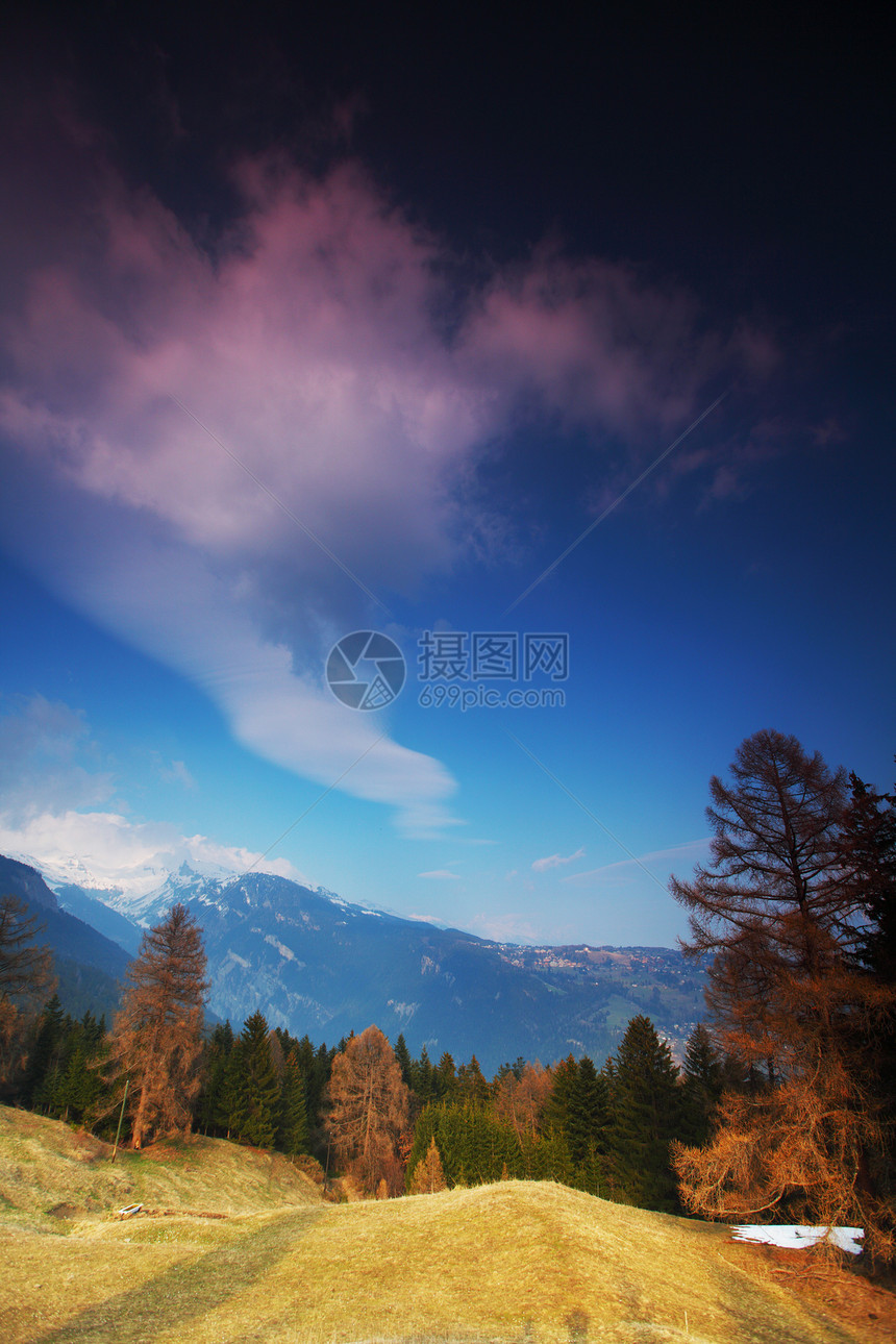 弹簧振动体风景顶峰场景爬坡旅行自由岩石旅游石头高山图片