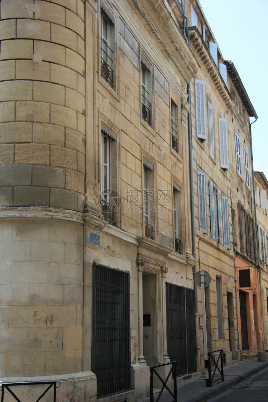 法国阿勒斯街街道文化窗户百叶窗快门房子村庄石头建筑学住宅图片