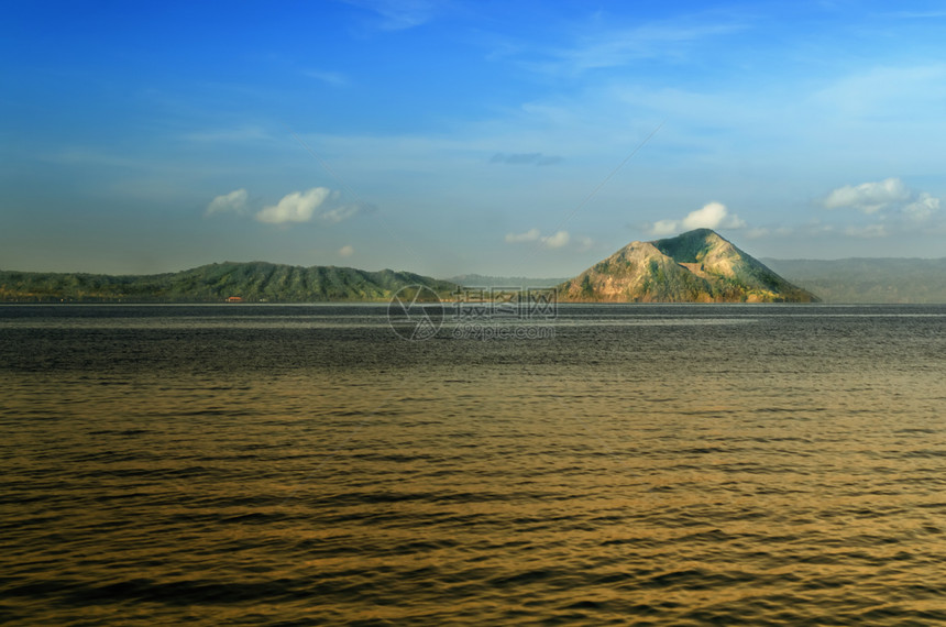 塔尔火山大雅台天空风景图片