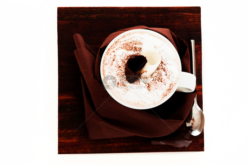 杯热巧克力液体美食飞碟可可桌子奶油饮料早餐食物拿铁图片