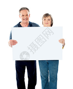 丈夫和妻子展示广告板的广告牌背景图片