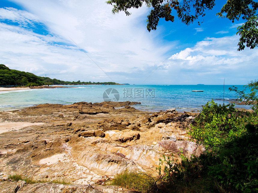 泰国科克萨米德岛 海滩上堆积的岩石巨石游客热带海岸游泳天空假期旅游棕榈天堂图片