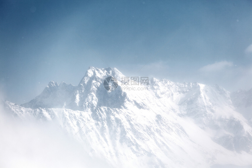 平面顶部滑雪高山旅行全景冰川爬坡太阳暴风雪顶峰冻结图片