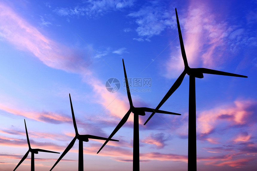 风力涡轮机发电机轮机摄影发电天空背光农场风车力量水平日出图片