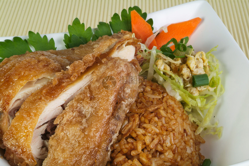 炸米饭 9个亚洲菜盘萝卜蔬菜美味晚餐美食食物筷子午餐油炸对虾图片
