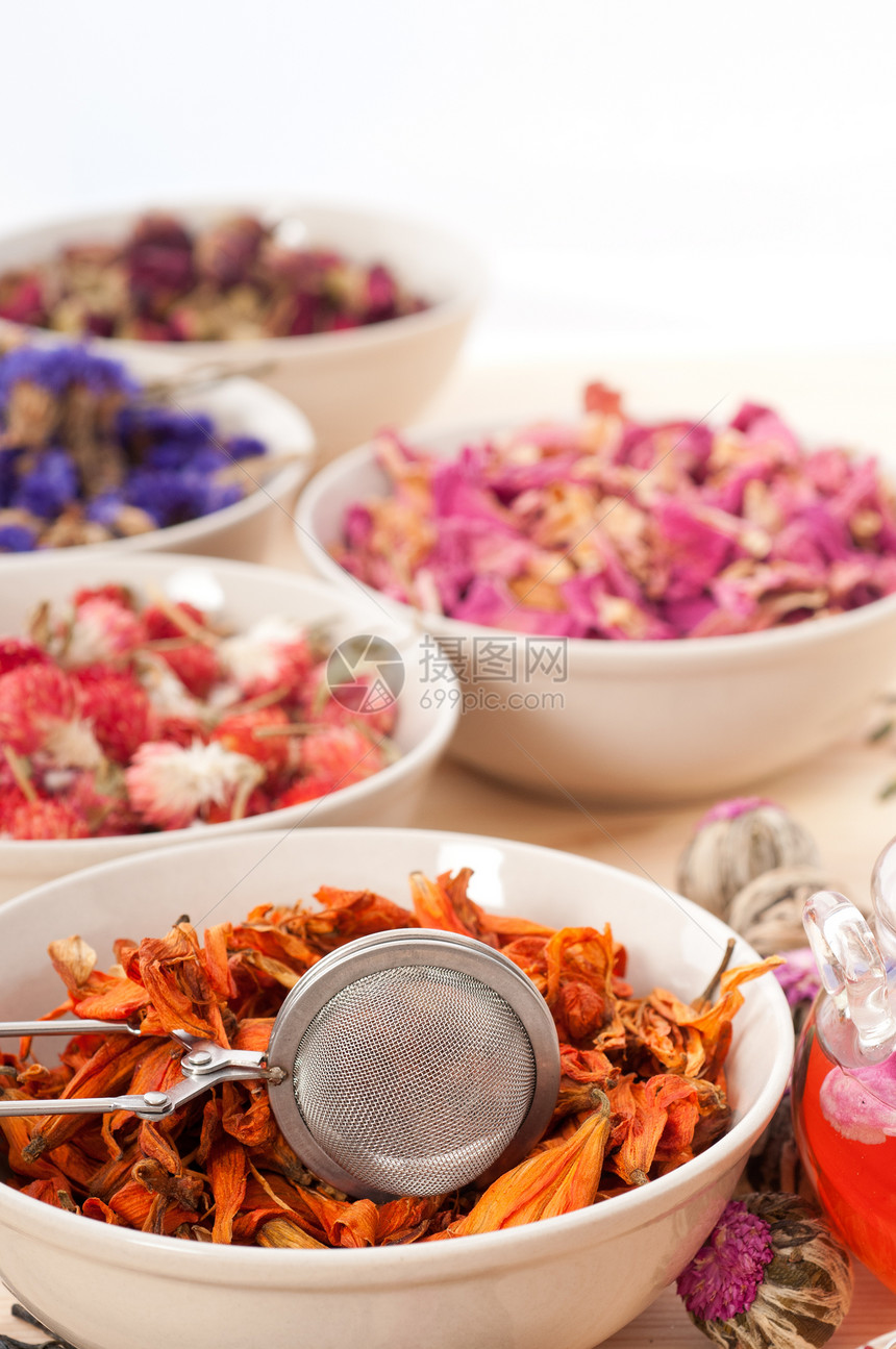 香草天然花卉茶和干花草本植物酿造疗法茶点治疗植物茶壶花瓣玫瑰芳香图片