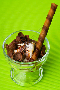 冰淇淋 巧克力冰淇淋喜悦食物牛奶乐趣美食甜点香草味道奶油短号背景图片