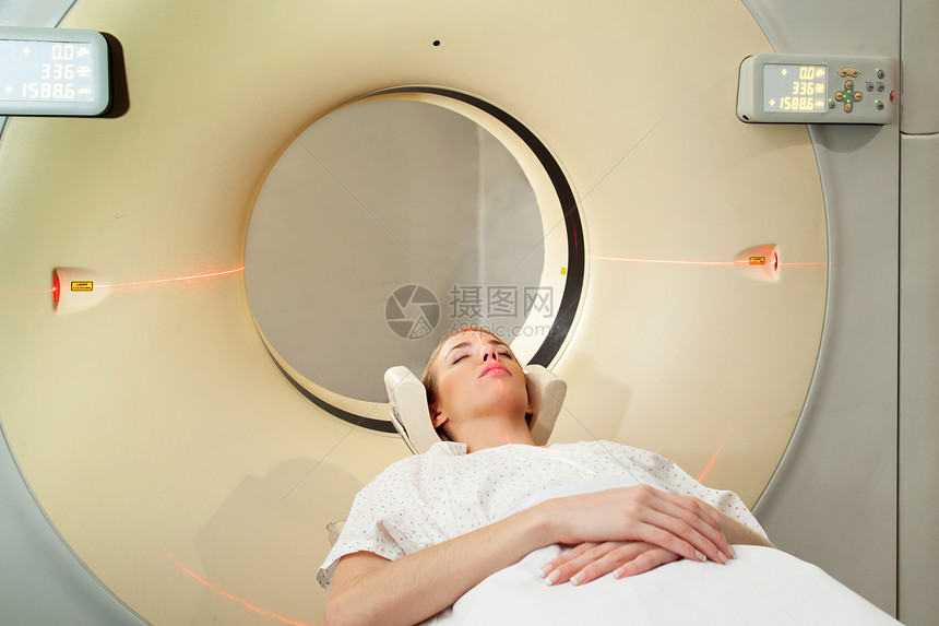 妇女进行CT扫描女士放射科x光成人药品癌症技术扫描器测试电脑图片