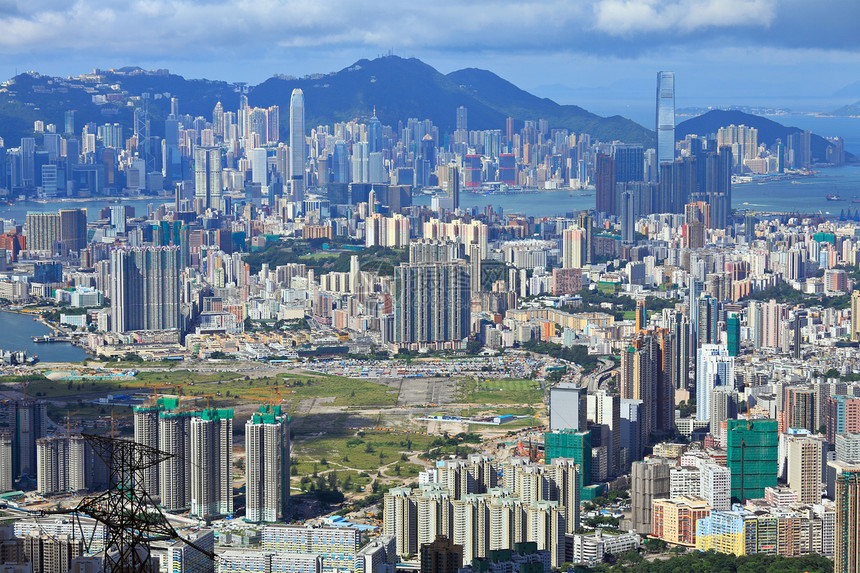 香港的建筑物天空建筑地标建筑学海洋住宅天际港口旅行城市图片