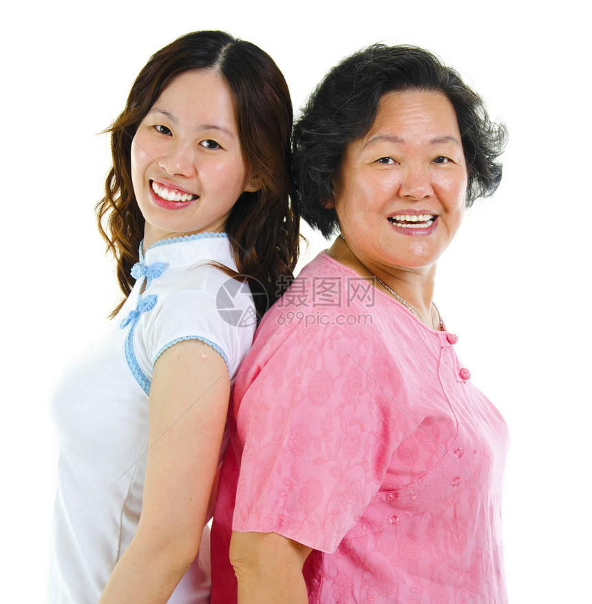 两名亚裔妇女的肖像图片