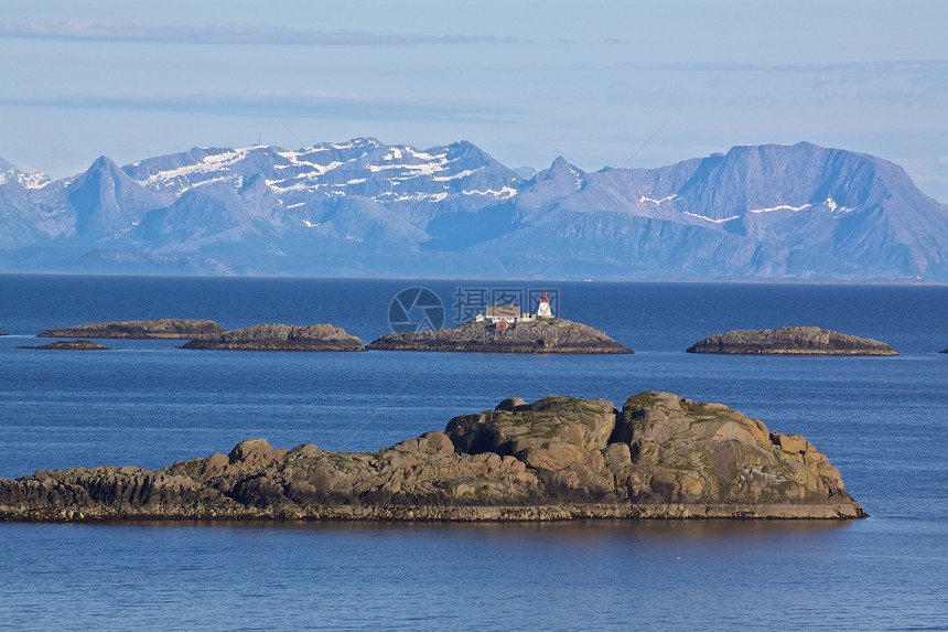 挪威海风景全景峡湾海洋灯塔山脉胰岛图片