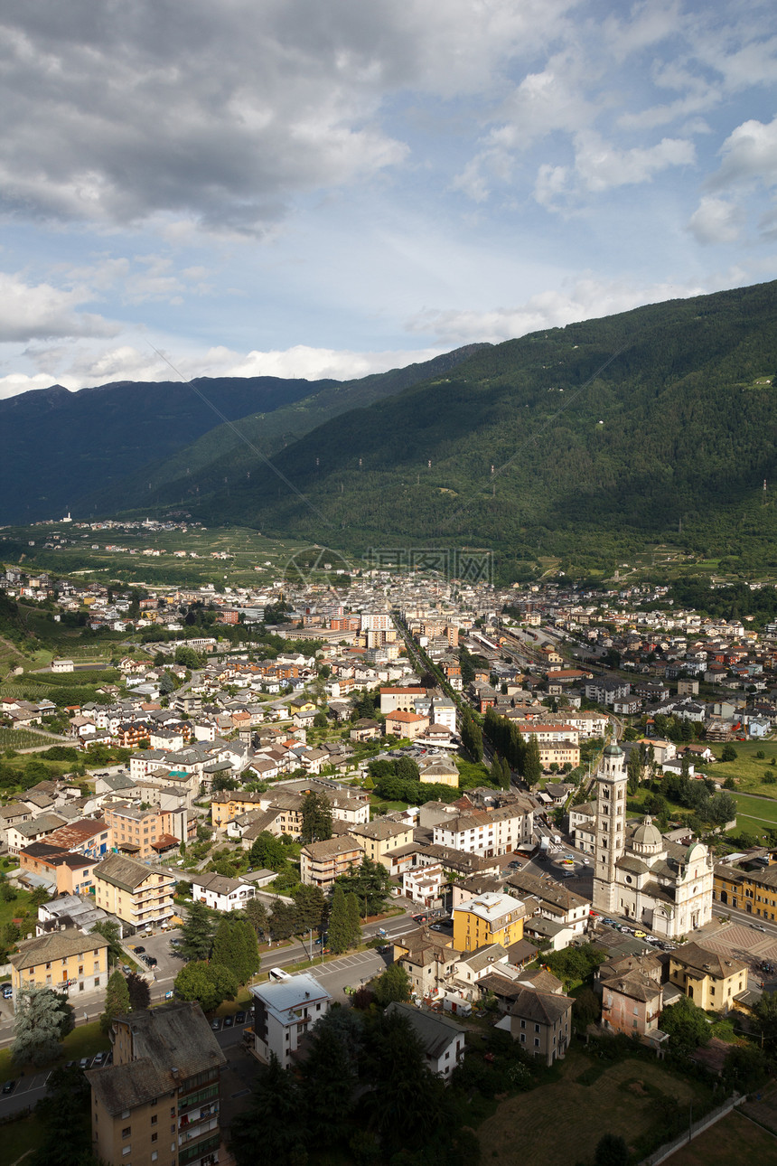 意大利蒂拉诺场景旅行爬坡建筑学城市图片