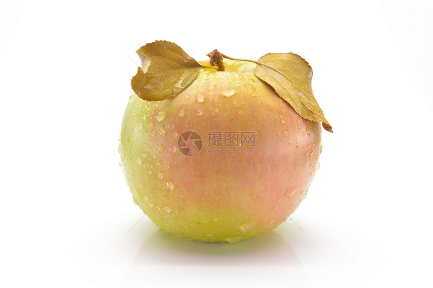 白背景上有叶子的苹果食物水果白色茶点图片