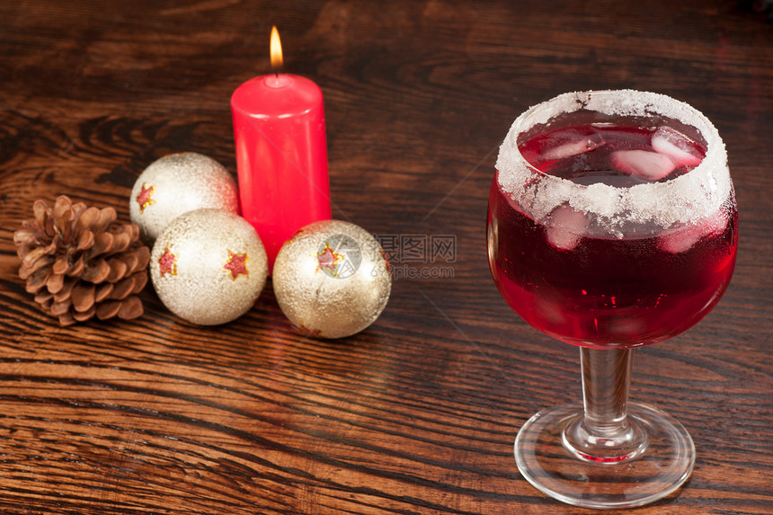 圣诞节拳玻璃静物红色酒精蜡烛水平图片