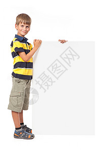 拿着旗帜的男孩男孩拿着旗帜 回学校去快乐衣服横幅手指帆布白色手臂空白海报孩子背景