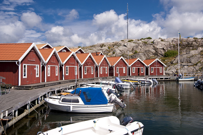 瑞典Roennaeng建筑木屋帆船渔船牧歌小屋岛屿渔村航行群岛图片