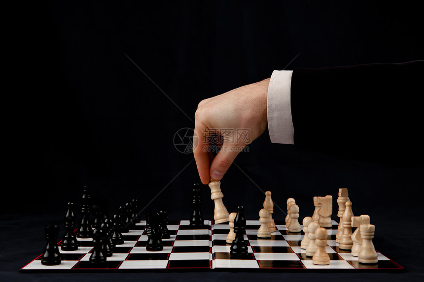 下象棋的人骑士典当套装主教闲暇战术棋子女王正方形棋盘图片