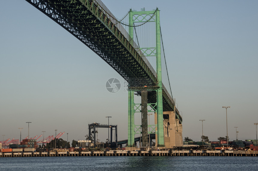 圣佩德罗文森特托马斯大桥港口造船历史出口海洋集装箱船运载体桥梁海军图片
