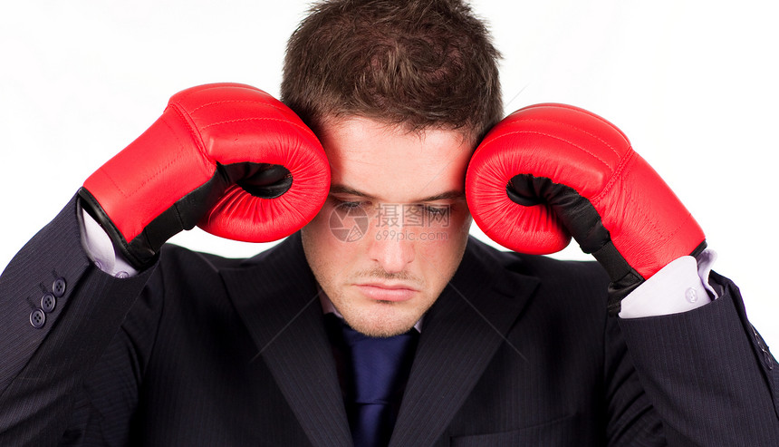 商务人士头上戴拳击手套的拳击手力量运动侵略商业办公室工人男人导演女性斗争图片