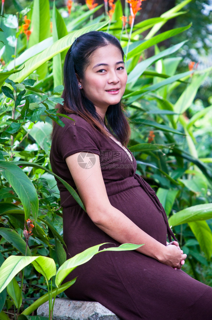 美丽的孕妈妈孕育孩子妊娠学期腹部妇产科标题母性肚子钥匙图片