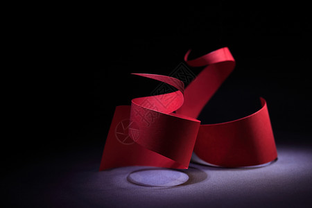 红螺旋运动弹性想像力照明折纸对象红色作品阴影艺术背景图片