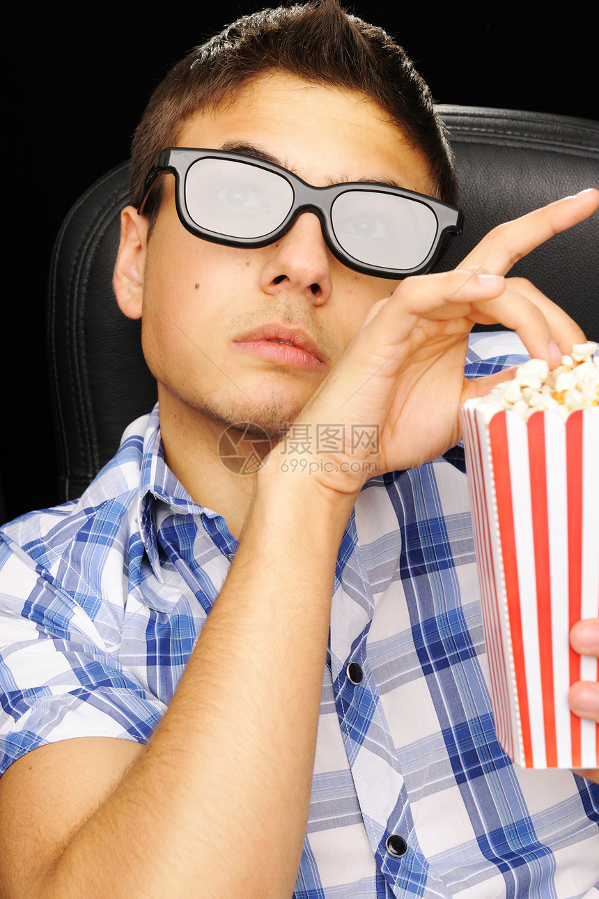 电影评论成人眼镜观众乐趣剧院惊喜批判男人爆米花娱乐图片
