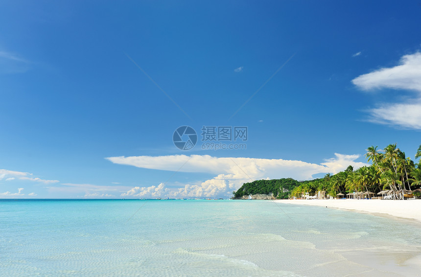 美丽的海滩海岸线荒野假期海洋天空海景风景处女冲浪旅行图片