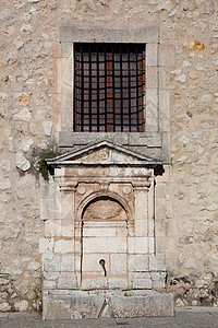 西班牙布尔戈斯韦尔加斯修道院喷泉背景图片
