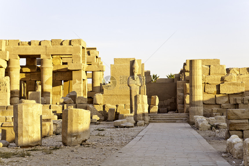 卡纳克寺庙废墟图片
