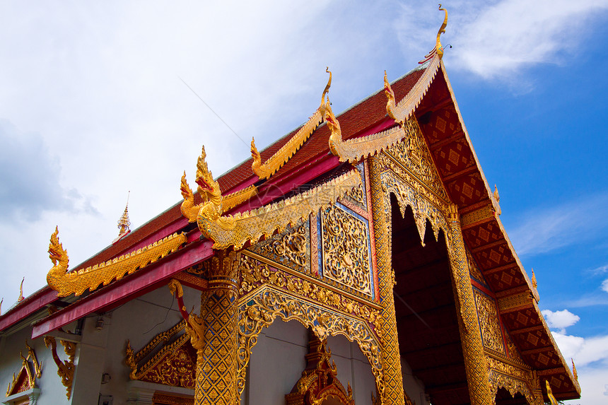 泰国北部风格的清迈泰王国教堂雕塑游客雕像精神石头旅行建筑学考古学佛教徒智慧图片