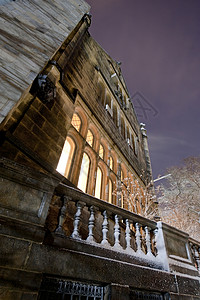 波士顿大学的城堡城大学教育学校历史性季节建筑天气地标时间英语背景