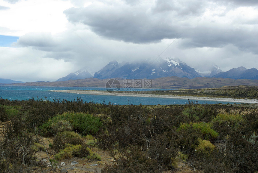 智利地貌景观激流草原乡村顶峰荒野风景图片