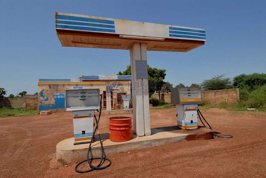 汽油油泵服务气体加油站排场燃料服务员图片